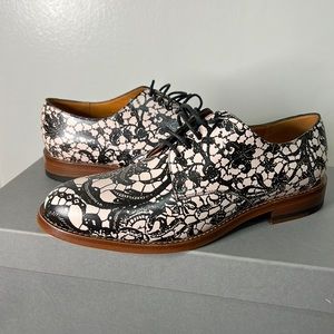 🆕 Vivienne Westwood Oxfords light pink lace